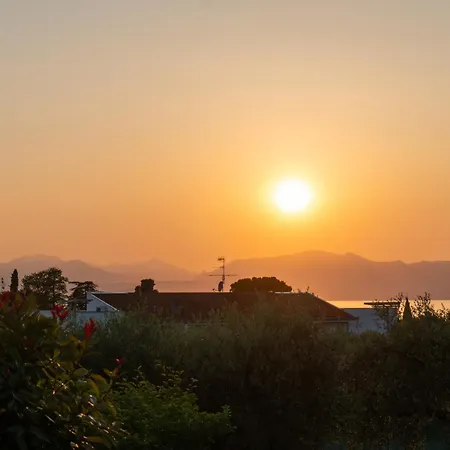 Ausblick Gardasee - Mit Seeblick, Infinity Pool, Garten Und Garage