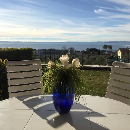 아파트 Ausblick Gardasee - Mit Seeblick, Infinity Pool, Garten Und Garage 라찌제