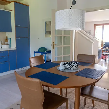 Ausblick Gardasee - Mit Seeblick, Infinity Pool, Garten Und Garage 아파트