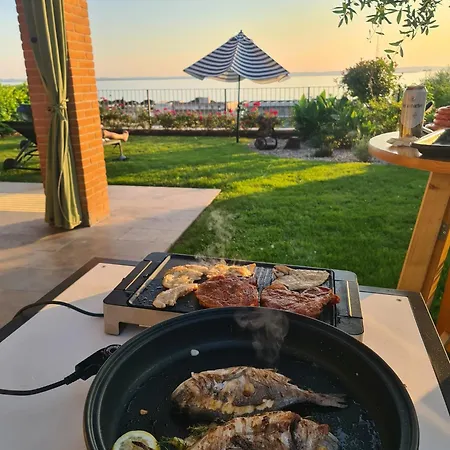 아파트 Ausblick Gardasee - Mit Seeblick, Infinity Pool, Garten Und Garage