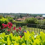 Ausblick Gardasee - Mit Seeblick, Infinity Pool, Garten Und Garage Lägenhet *