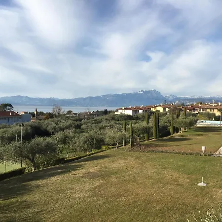 아파트 Ausblick Gardasee - Mit Seeblick, Infinity Pool, Garten Und Garage *
