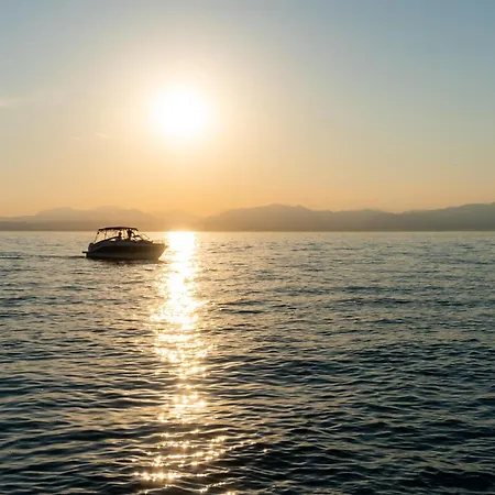 Ausblick Gardasee - Mit Seeblick, Infinity Pool, Garten Und Garage *