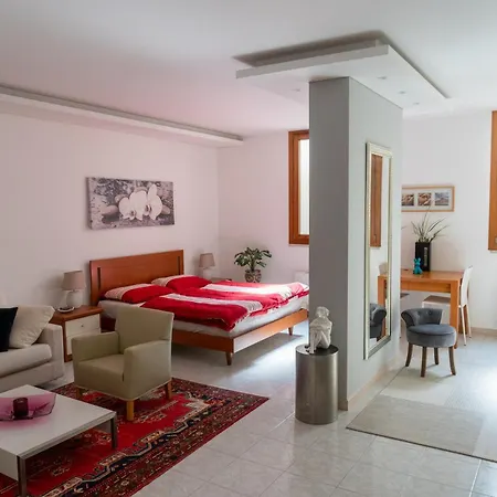 Ausblick Gardasee - Mit Seeblick, Infinity Pool, Garten Und Garage 아파트