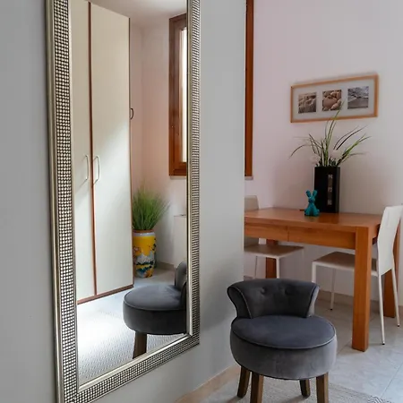 Appartement Ausblick Gardasee - Mit Seeblick, Infinity Pool, Garten Und Garage *