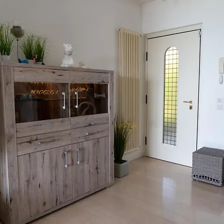 Ausblick Gardasee - Mit Seeblick, Infinity Pool, Garten Und Garage 아파트 라찌제