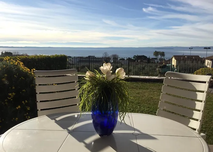 아파트 Ausblick Gardasee - Mit Seeblick, Infinity Pool, Garten Und Garage 라찌제