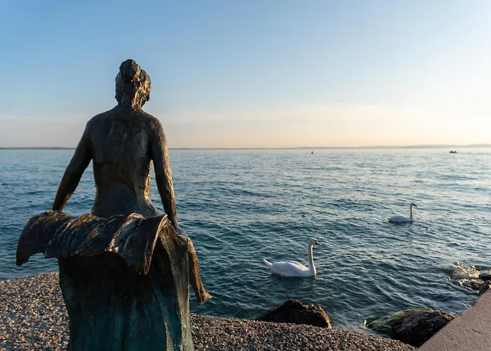 Ausblick Gardasee - Mit Seeblick, Infinity Pool, Garten Und Garage 라찌제