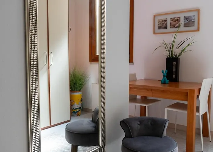 아파트 Ausblick Gardasee - Mit Seeblick, Infinity Pool, Garten Und Garage *