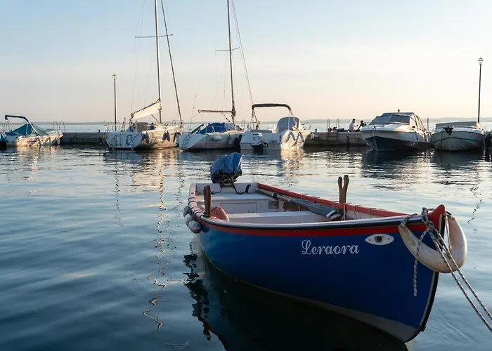 Ausblick Gardasee - Mit Seeblick, Infinity Pool, Garten Und Garage 아파트