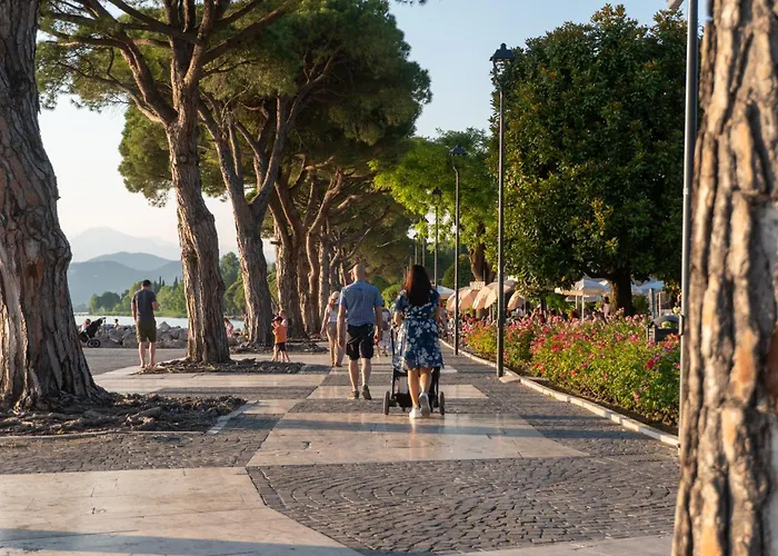 Ausblick Gardasee - Mit Seeblick, Infinity Pool, Garten Und Garage * 라찌제