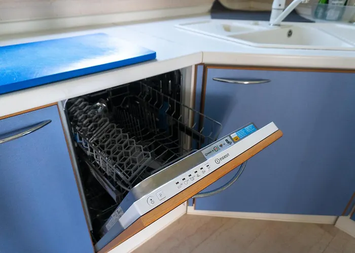 아파트 Ausblick Gardasee - Mit Seeblick, Infinity Pool, Garten Und Garage