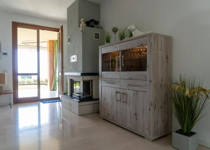 Ausblick Gardasee - Mit Seeblick, Infinity Pool, Garten Und Garage 아파트 *