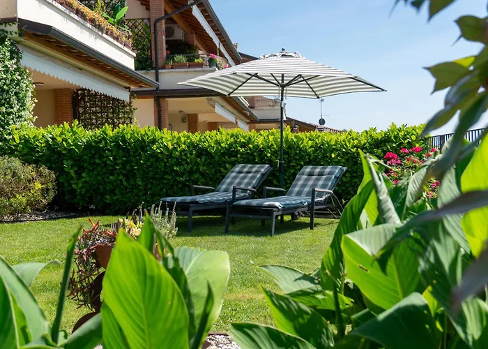 Ausblick Gardasee - Mit Seeblick, Infinity Pool, Garten Und Garage 아파트 라찌제