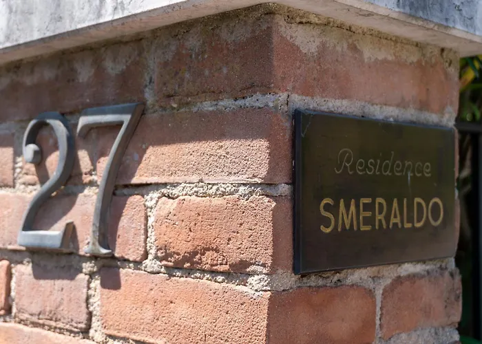 아파트 Ausblick Gardasee - Mit Seeblick, Infinity Pool, Garten Und Garage *