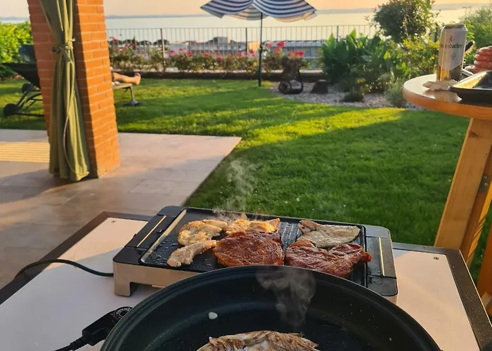 아파트 Ausblick Gardasee - Mit Seeblick, Infinity Pool, Garten Und Garage